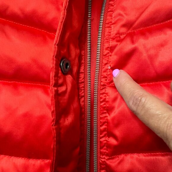 INC International Concepts Down Puffer Vest Womens L Red Full Zip‎ Snap FLAW - Picture 4 of 9